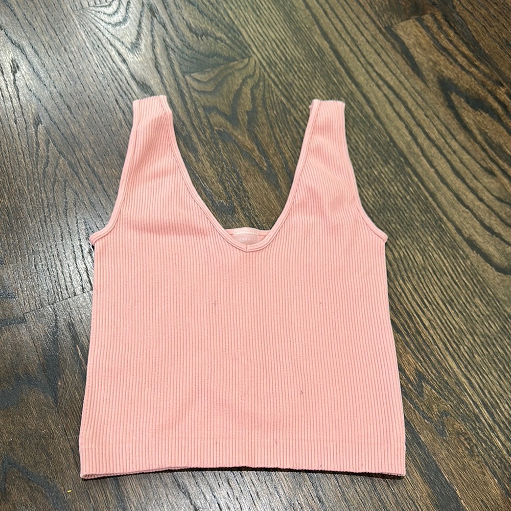 Light Pink Dynamic Ribbed V Tank Top